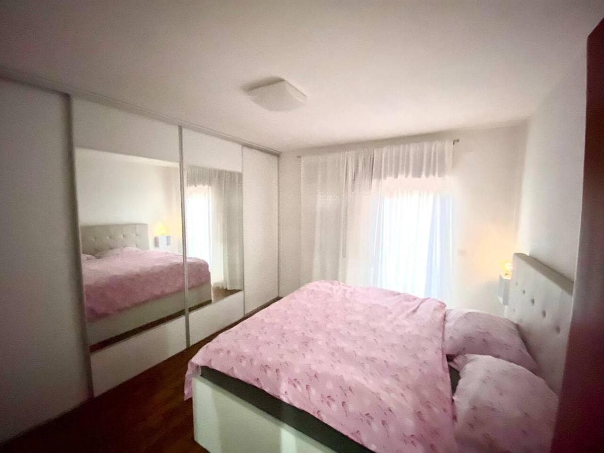 Apartmán Dama Kaštela Exteriér fotografie