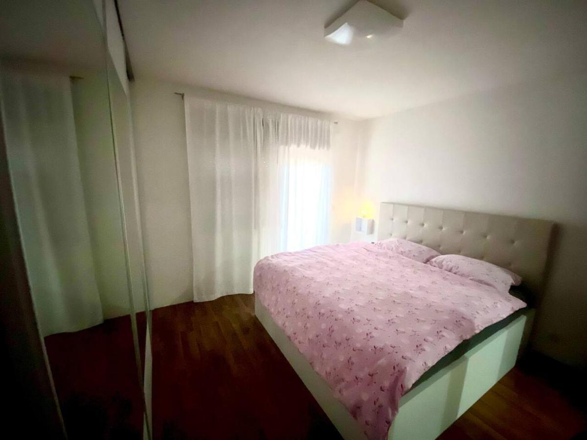 Apartmán Dama Kaštela Exteriér fotografie